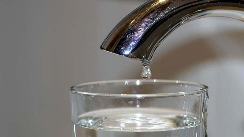 Is Los Angeles Tap Water Safe to Drink? What to Know in 2022