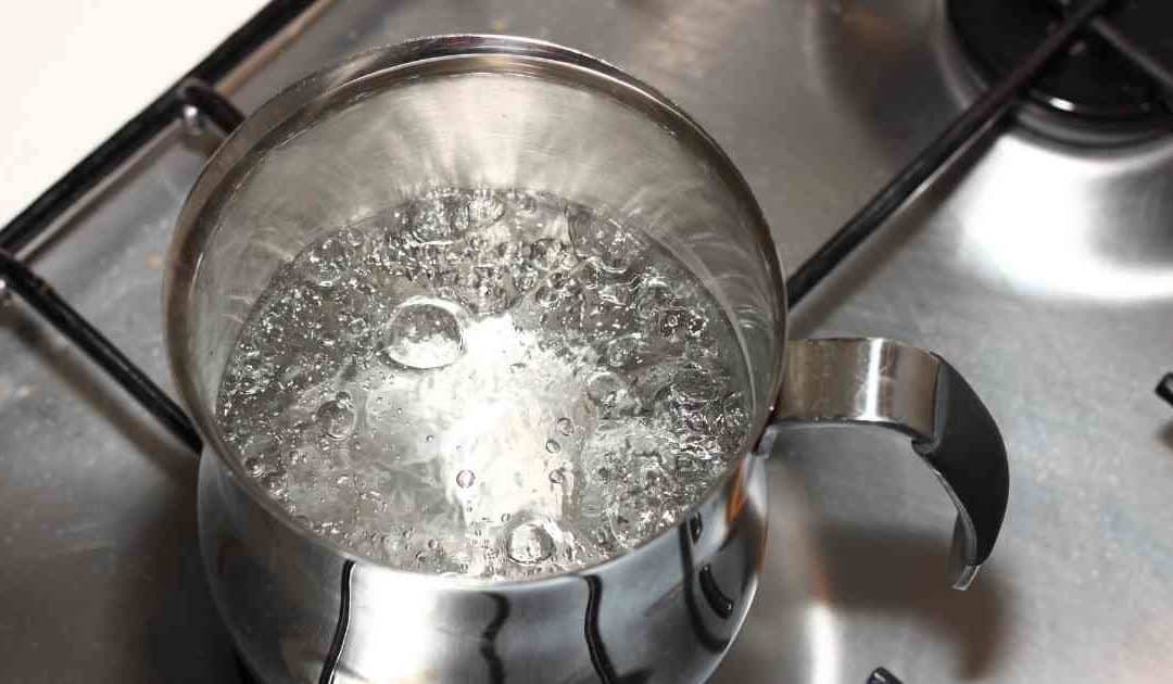 Does Boiling Water Remove Chlorine? 5 Methods for Removing Chlorine From Water